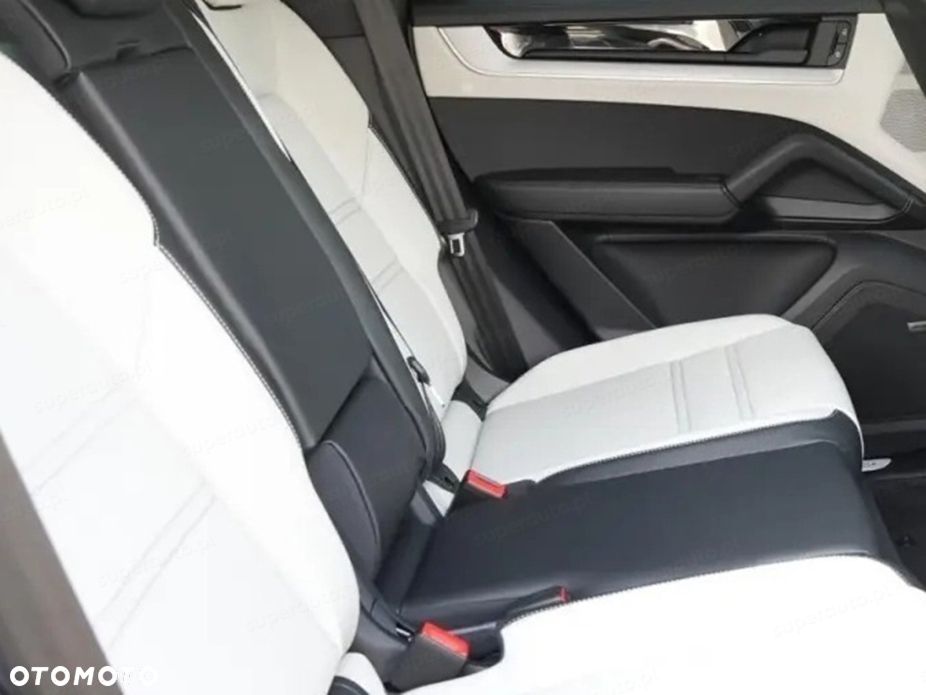 Porsche Cayenne - 12