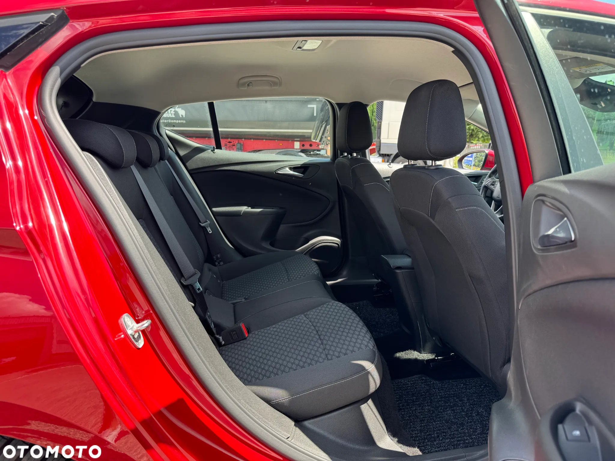 Opel Astra 1.2 Turbo Start/Stop Business Edition - 30