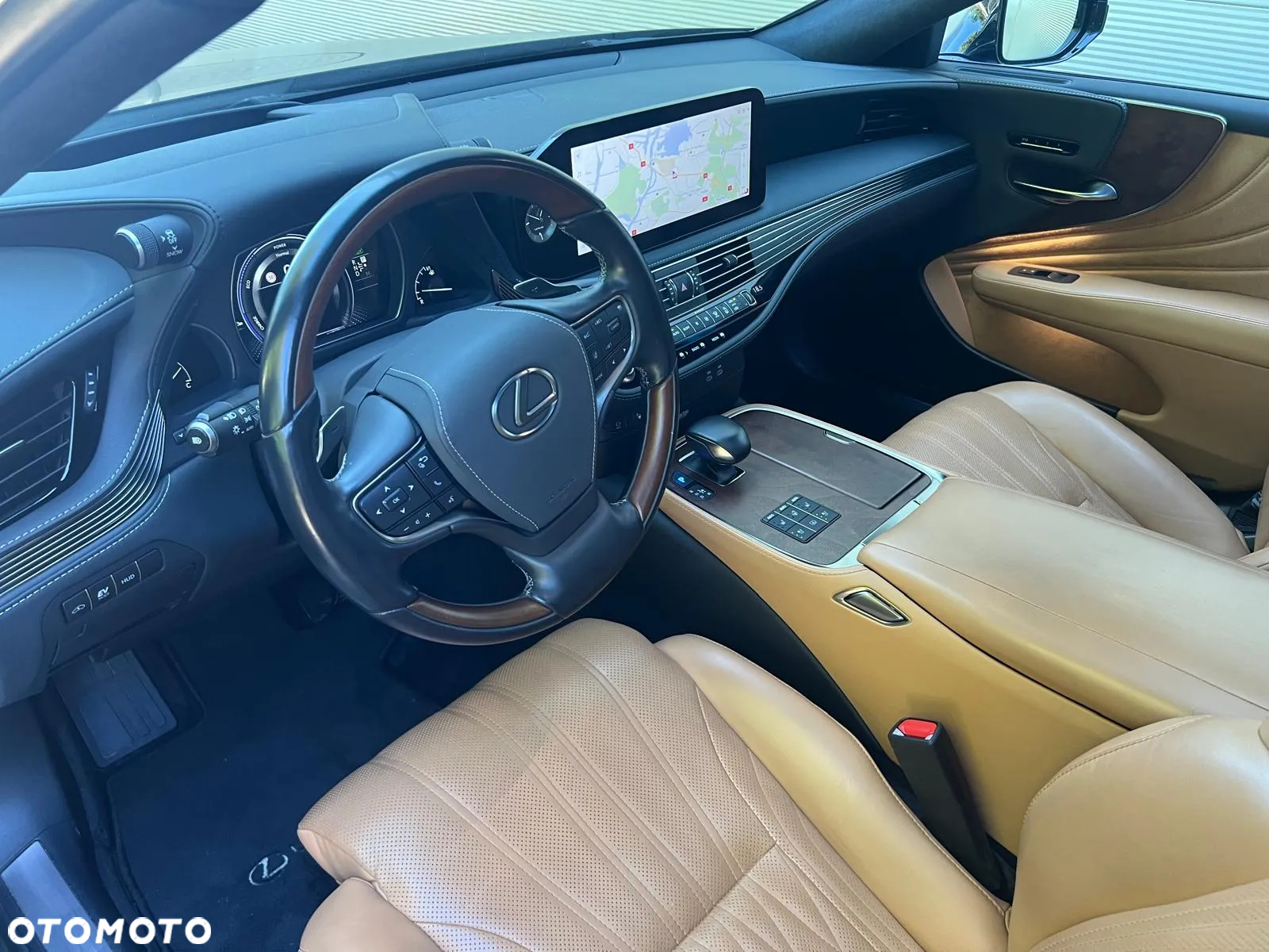 Lexus LS 500h Prestige AWD - 12