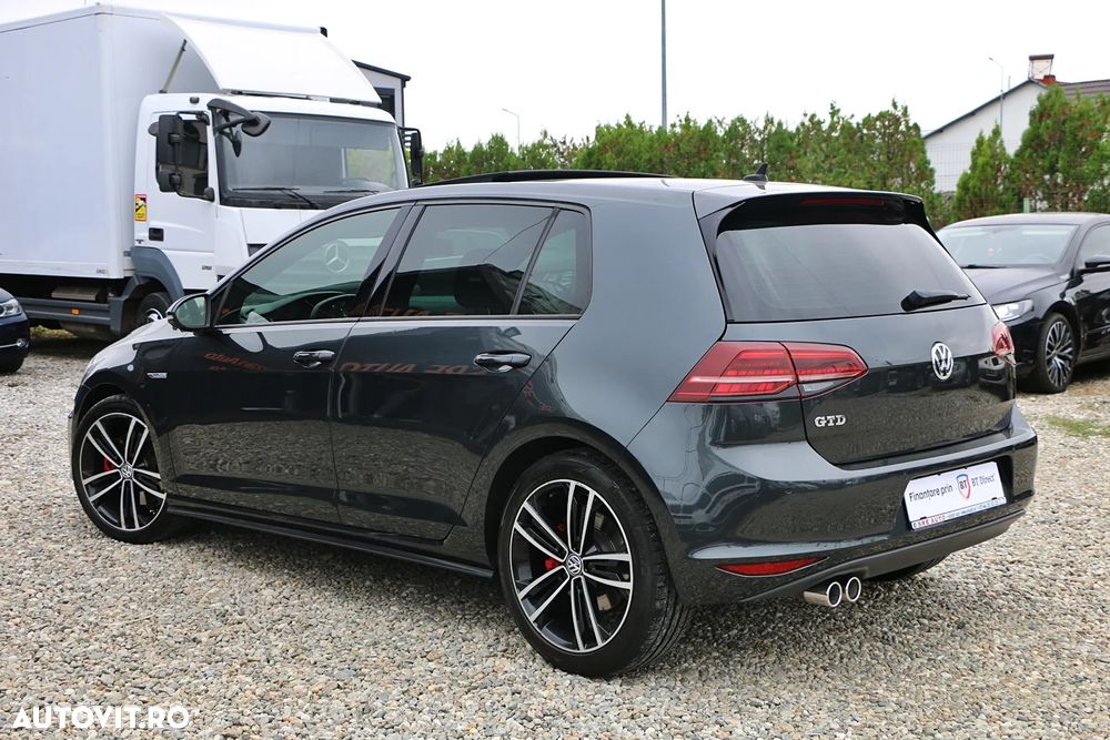 Volkswagen Golf 2.0 TDI DSG GTD - 13