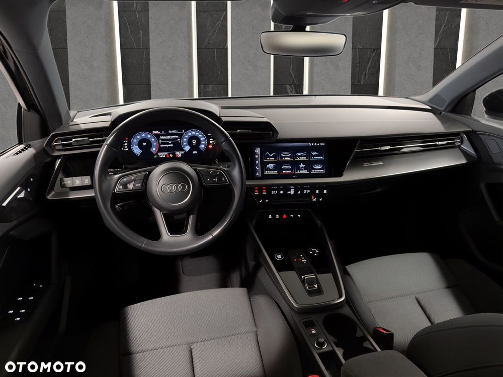 Audi A3 Sportback - 12