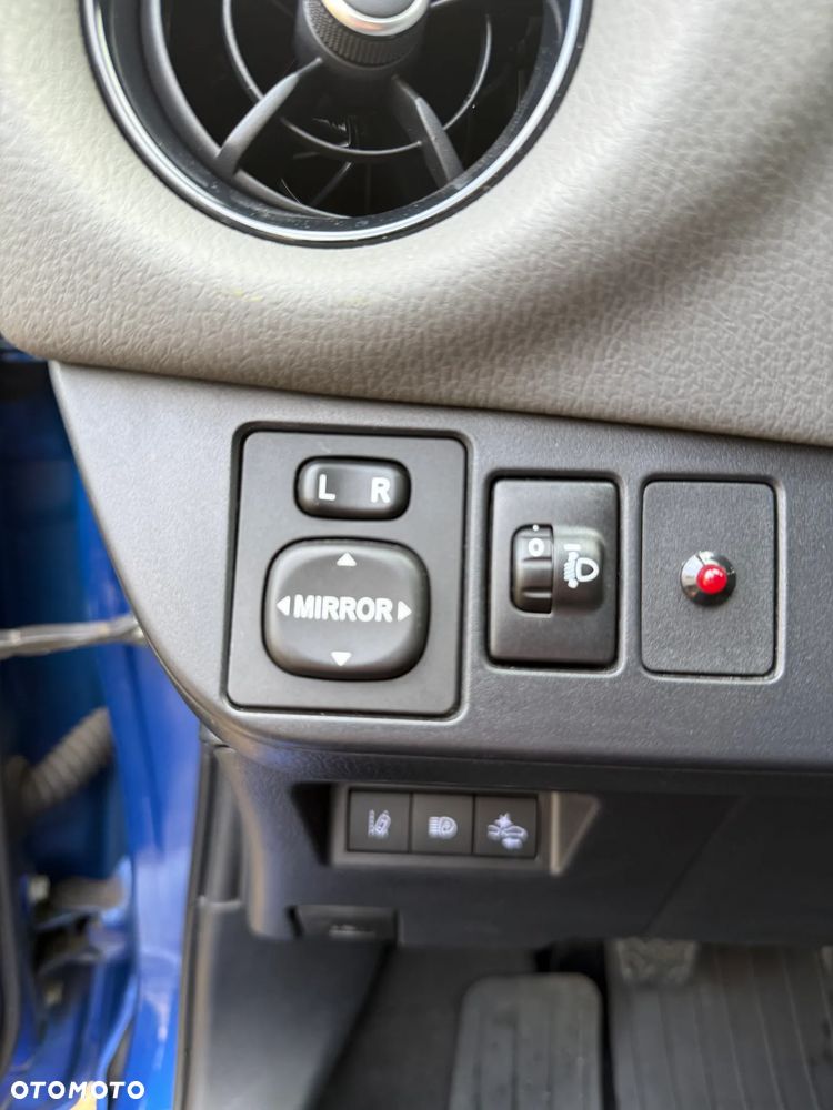 Toyota Yaris 1.5 Premium - 16