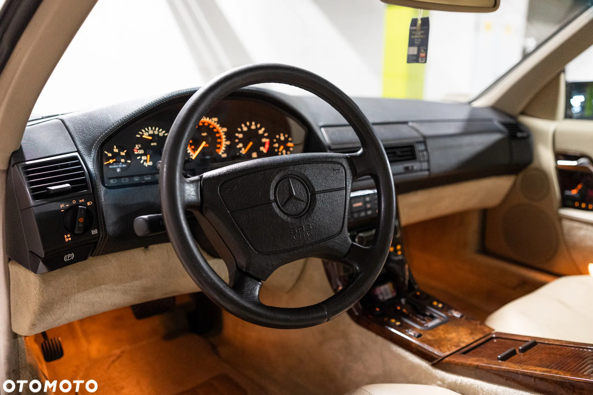 Mercedes-Benz SL 600 - 14