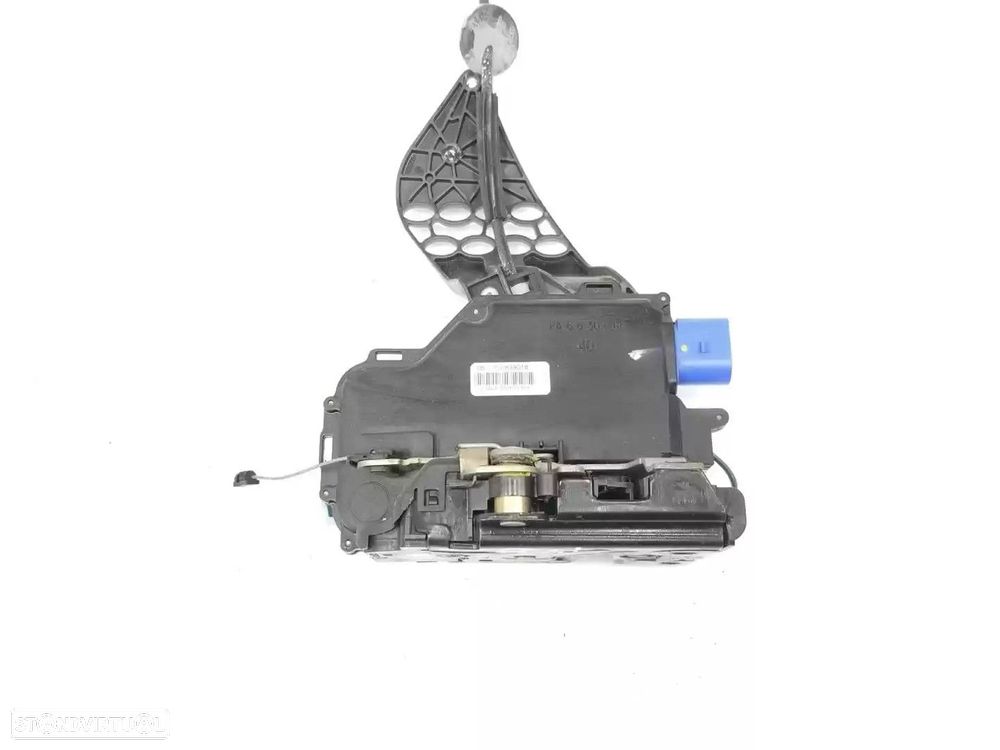 FECHADURA PORTA TRASEIRA DIREITA PORSCHE CAYENNE 2006 -95553201600 - 1