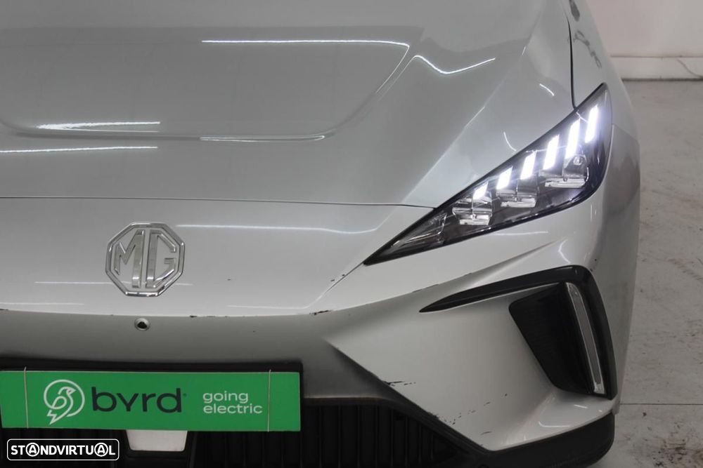 MG MG4 77 kWh Extended Range Luxury - 3
