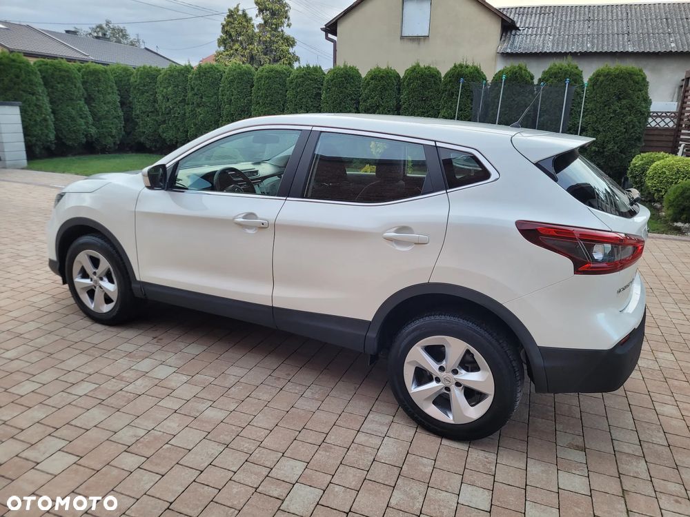 Nissan Qashqai 1.3 DIG-T N-Connecta - 14