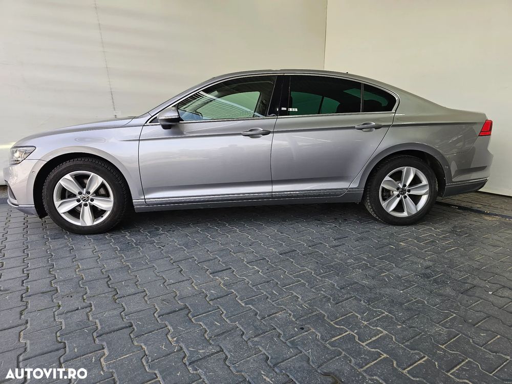 Volkswagen Passat 1.5 TSI ACT DSG Highline - 2