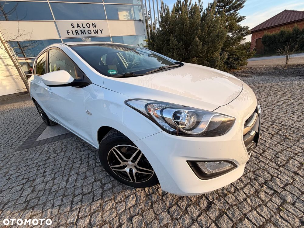 Hyundai i30 i30cw 1.4 Fifa World Cup Edition - 31