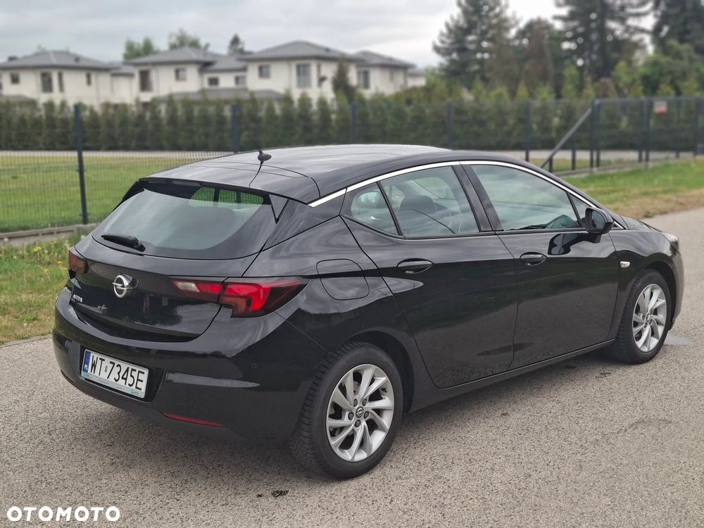 Opel Astra 1.2 T Elegance S&S - 10