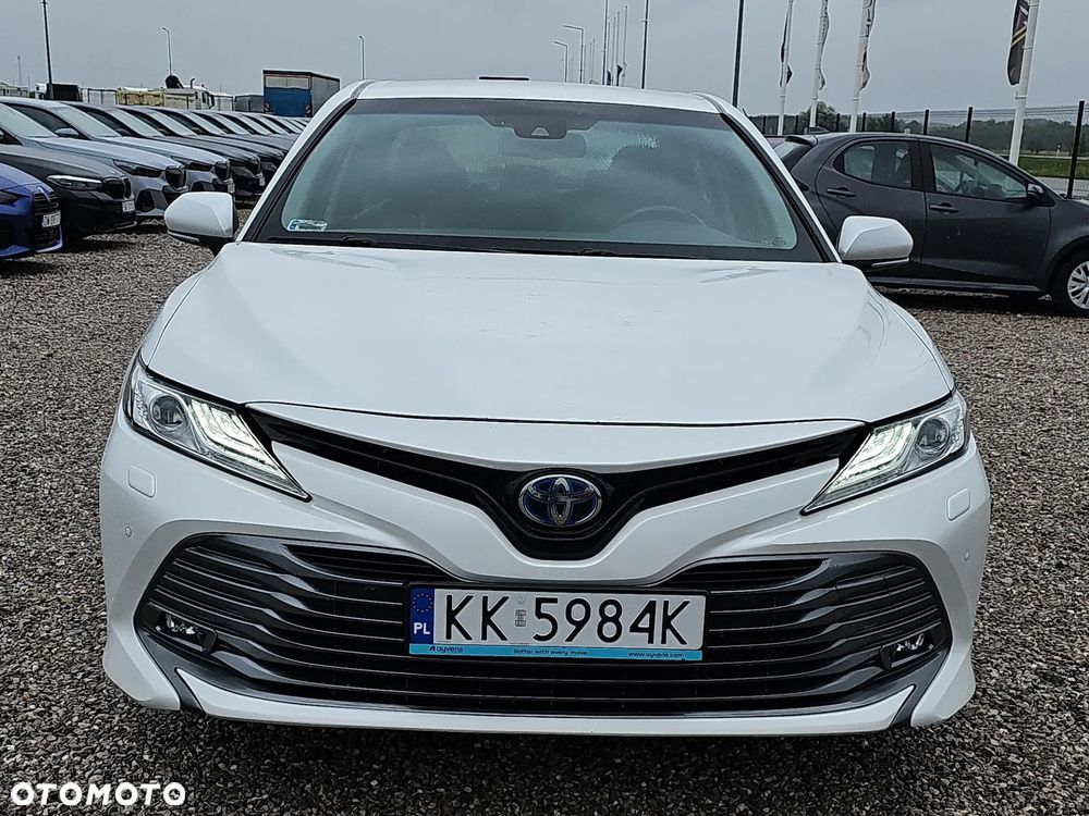 Toyota Camry 2.5 Hybrid Executive CVT - 3