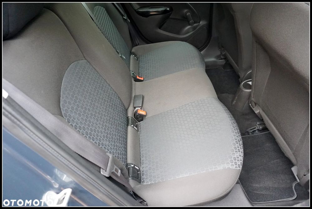 Opel Corsa 1.4 16V Cosmo - 8