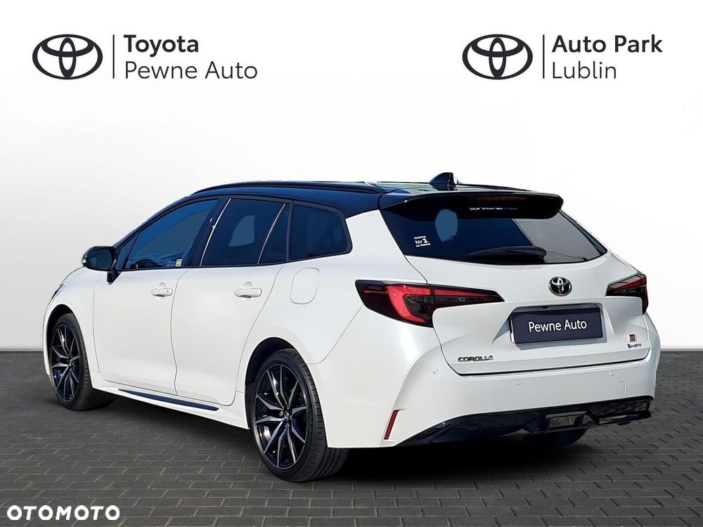 Toyota Corolla - 4
