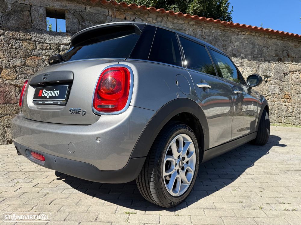 MINI 5 Portas One D - 4
