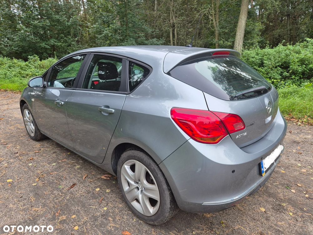 Opel Astra IV 1.6 Edition - 10