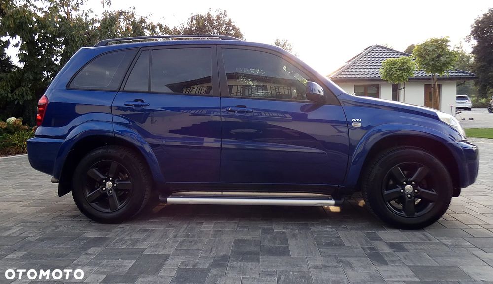Toyota RAV4 - 24