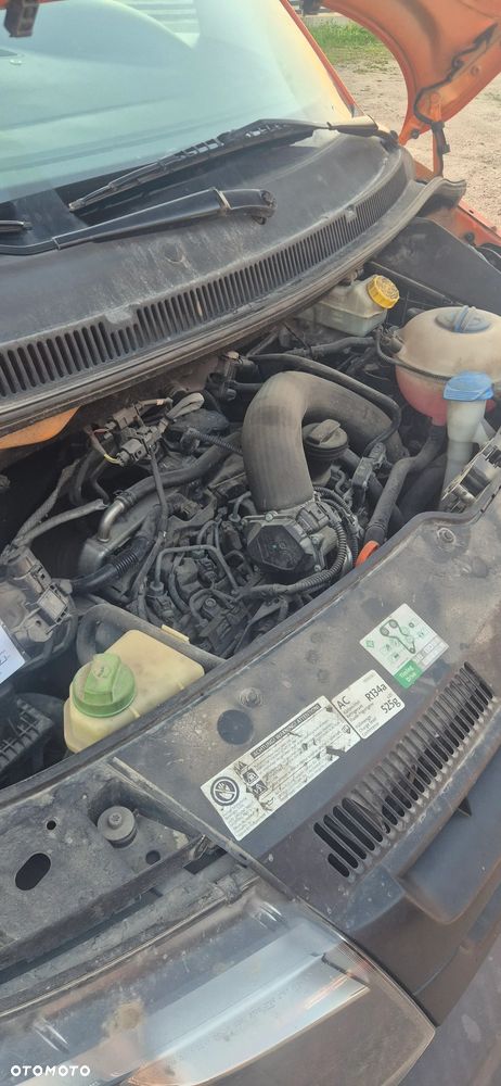 Volkswagen Transporter T5 - 8