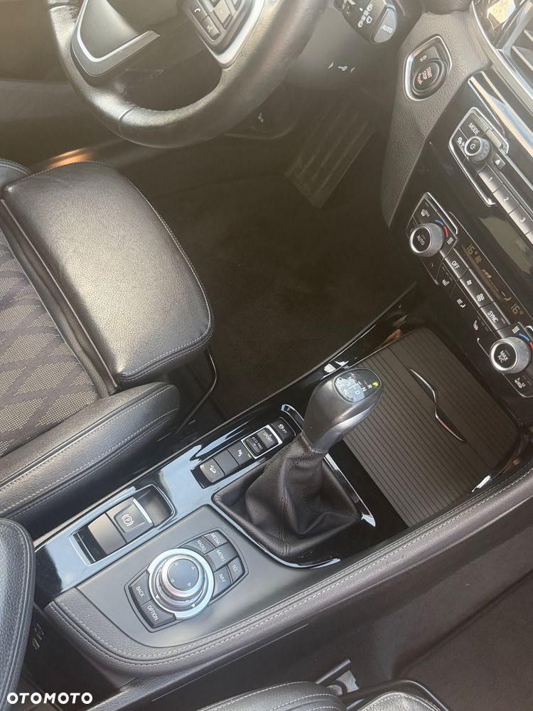BMW X1 sDrive20i xLine - 31