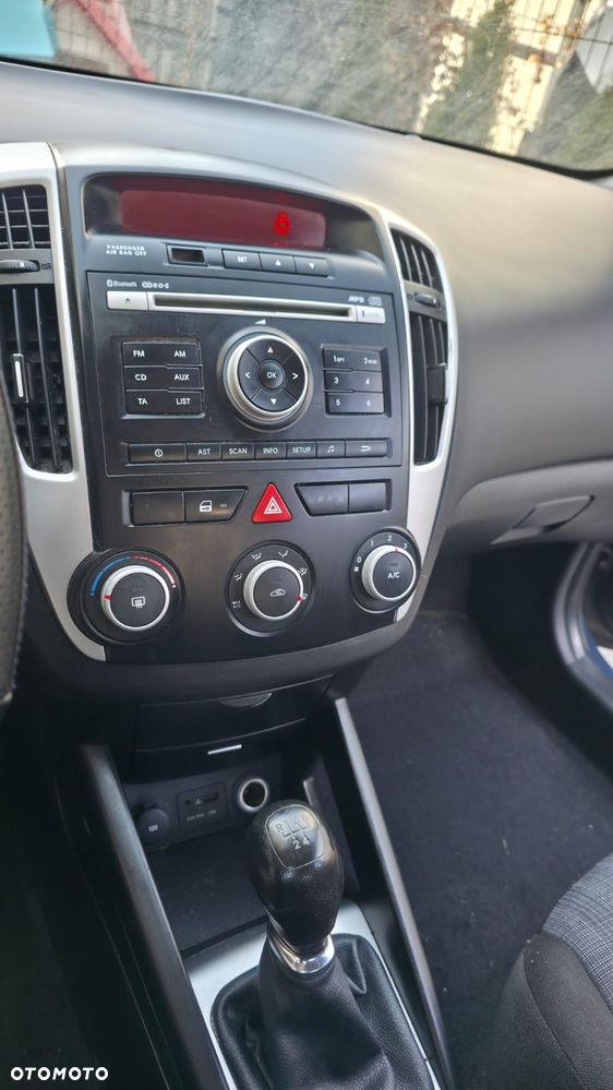 Kia Ceed 1.6 Comfort - 9