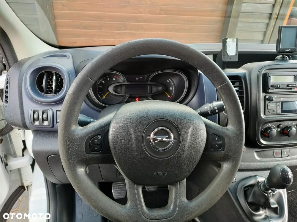 Opel VIVARO - 19