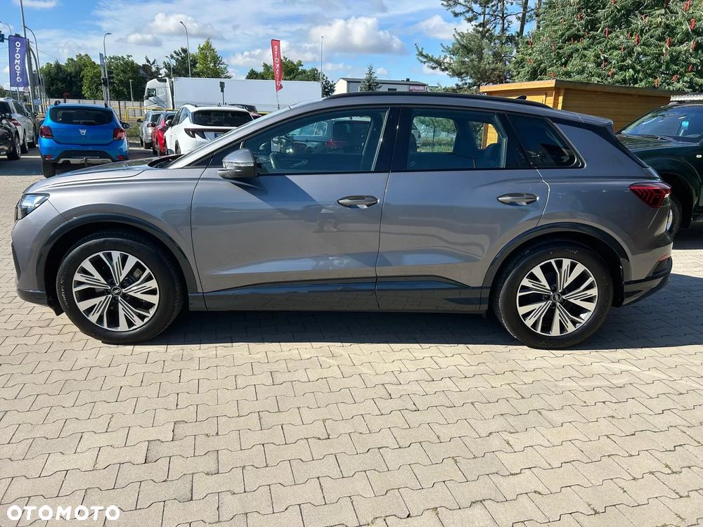 Audi Q4 e-tron - 11