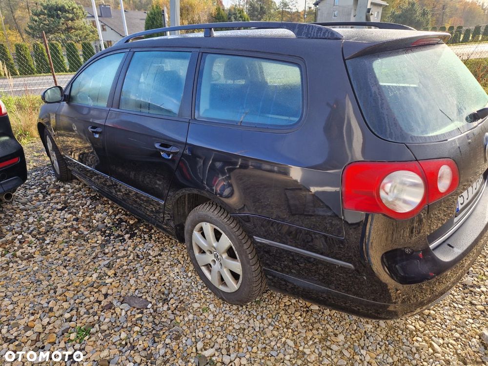 Volkswagen Passat - 2