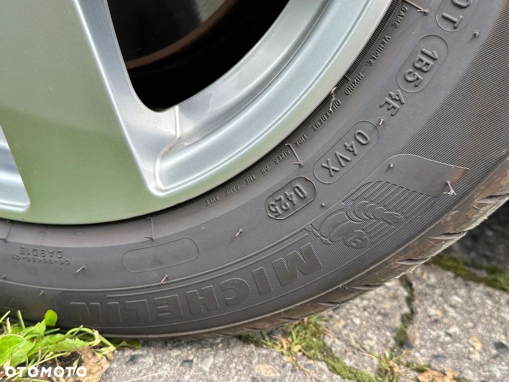 Toyota Yaris 1.4 D-4D Active - 9