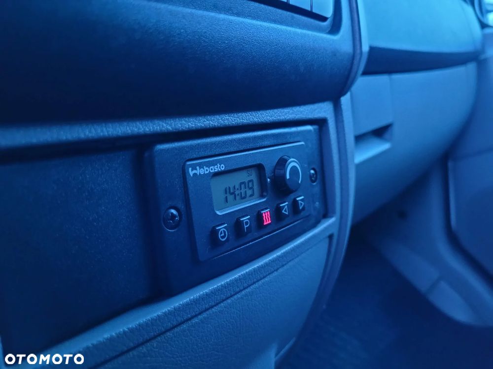 Volkswagen CRAFTER - 14