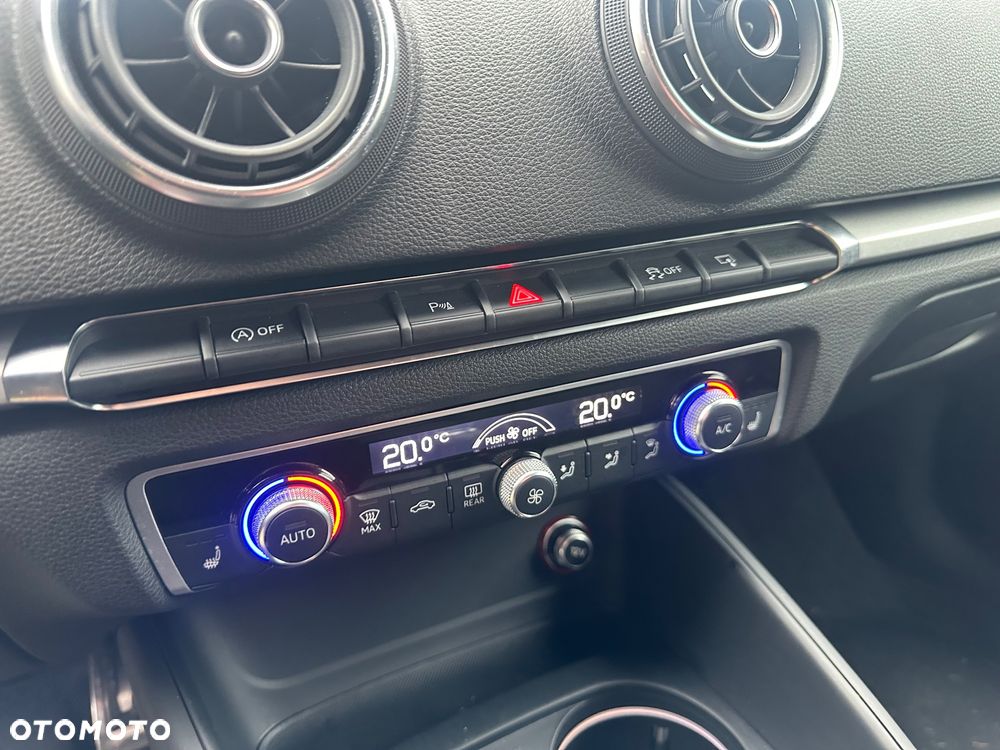 Audi A3 Sportback 1.4 TFSI Ambition - 16