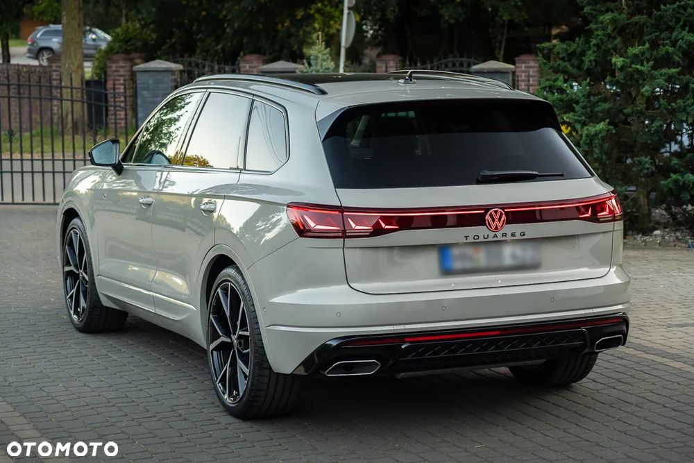 Volkswagen Touareg 3.0 V6 TDI 4Motion DPF Automatik R-Line - 12