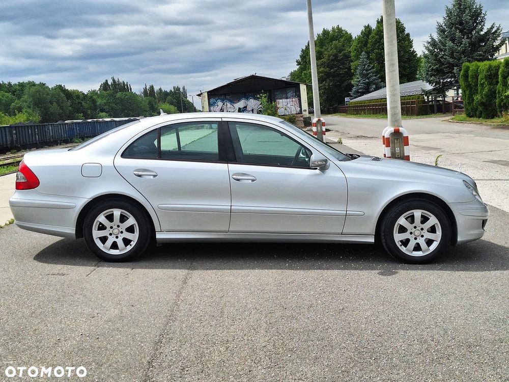 Mercedes-Benz Klasa E 200 CDI Classic DPF - 28