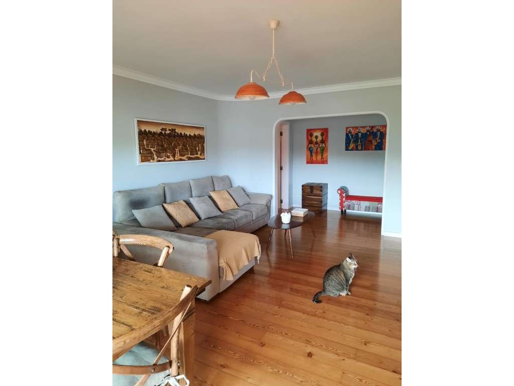 Apartamento T2 com Logradouro em Alcabideche - Grande imagem: 2/34