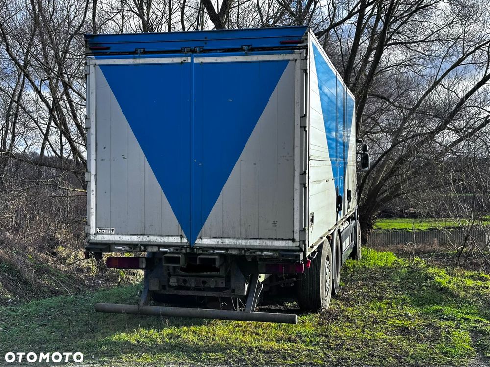 Scania R 124 6X2 - 4