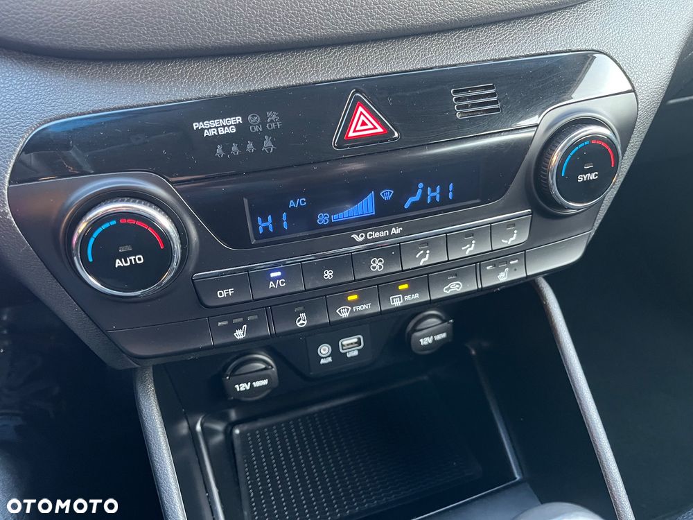 Hyundai Tucson blue 1.7 CRDi 2WD Intro Edition - 34