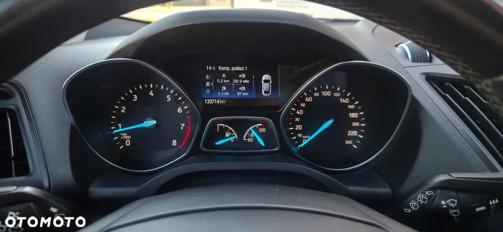 Ford Kuga 1.5 EcoBoost 2x4 Titanium - 26