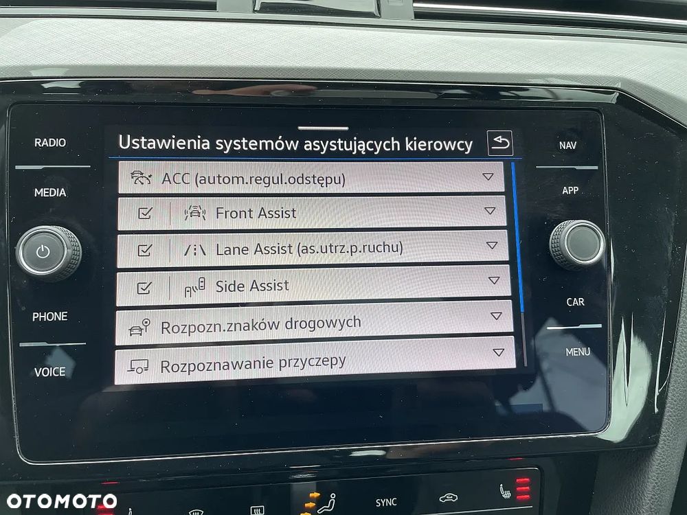 Volkswagen Passat 2.0 TDI EVO Business DSG - 17