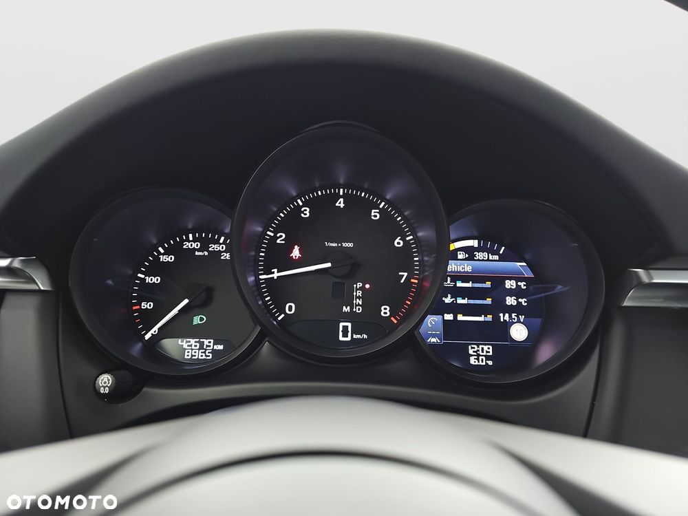 Porsche Macan Standard - 20