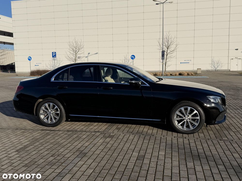 Mercedes-Benz Klasa E 220 d 9G-TRONIC - 3