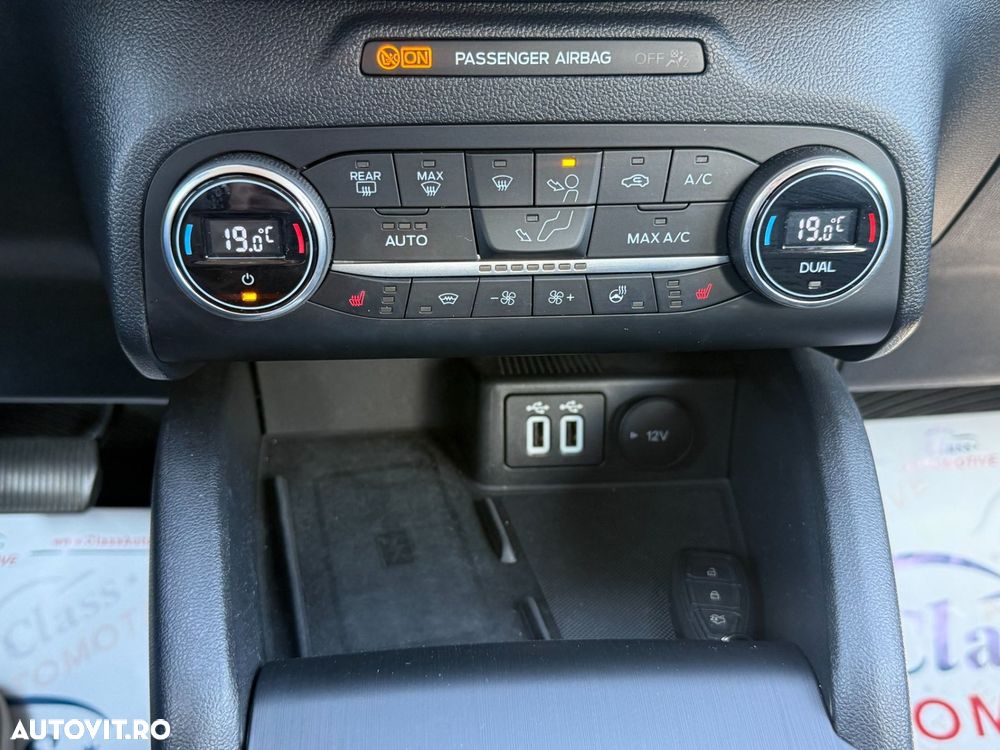 Ford Kuga 1.5 EcoBlue A8 FWD Titanium - 23