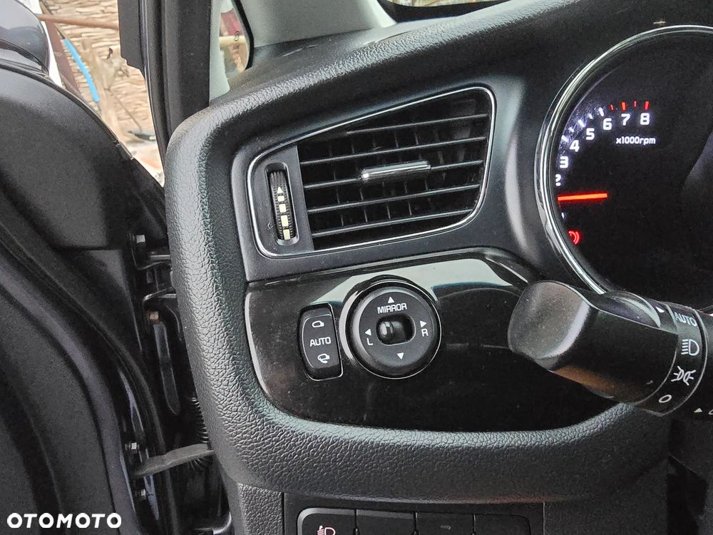 Kia Ceed 1.6 GDI Vision - 37