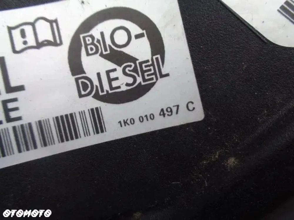 Vw Golf VII Hatchback Klapka Wlewu Paliwa Korek LR5S 5G0809857 - 5