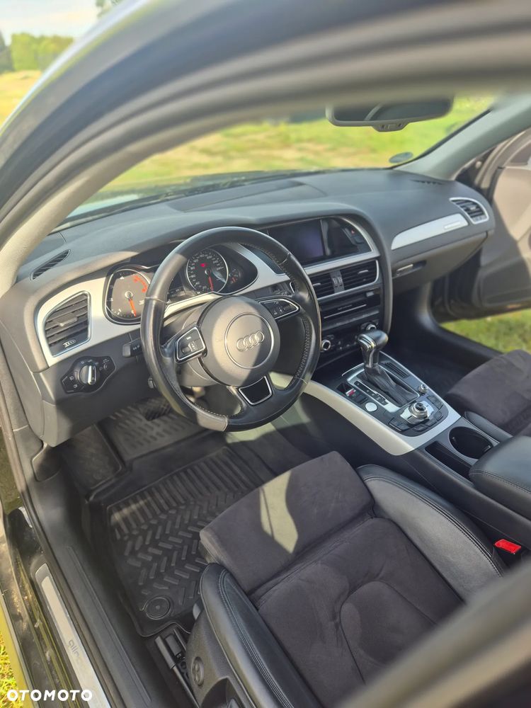 Audi A4 Allroad - 36