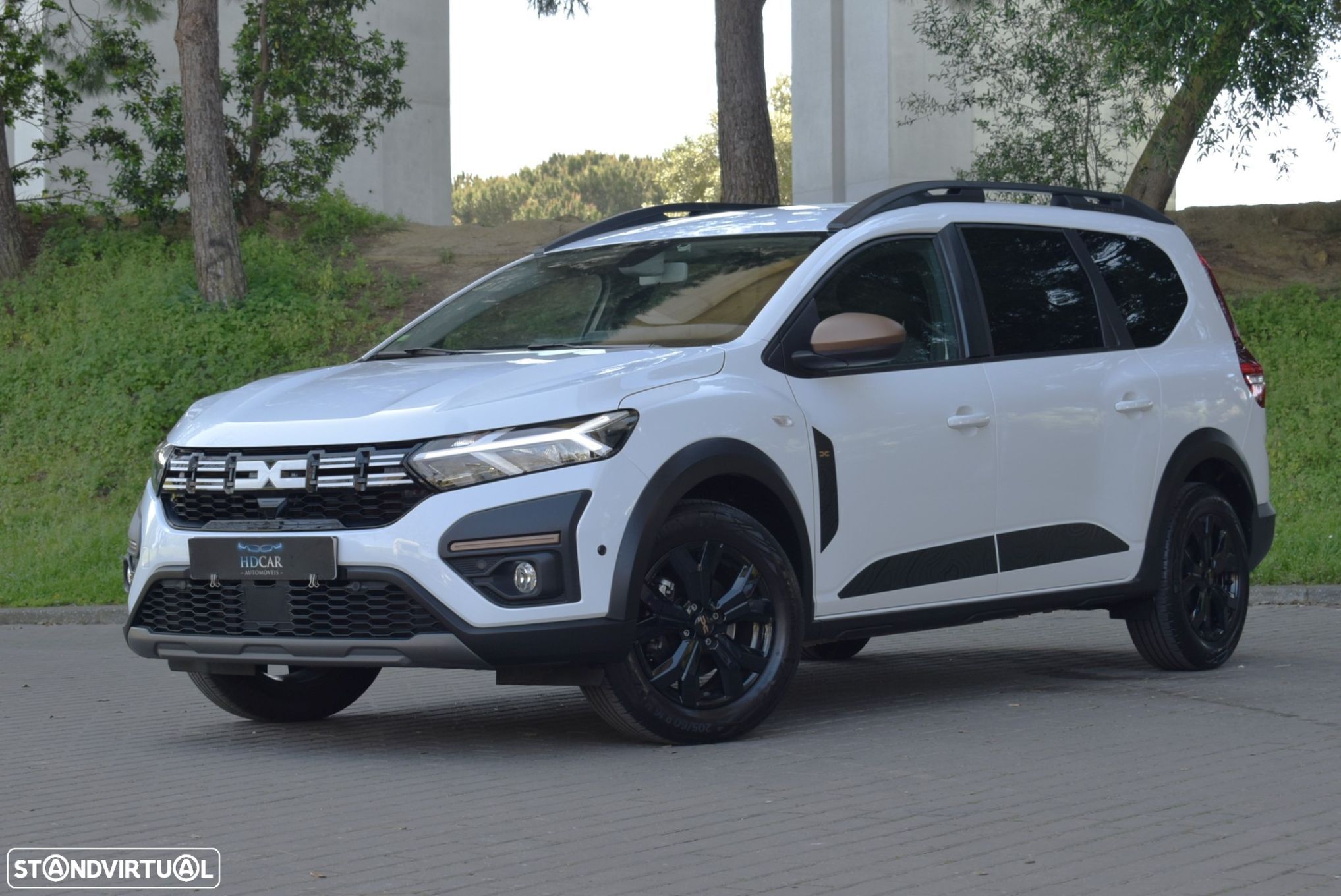 Dacia Jogger 1.0 ECO-G Extreme 7L Bi-Fuel - 1