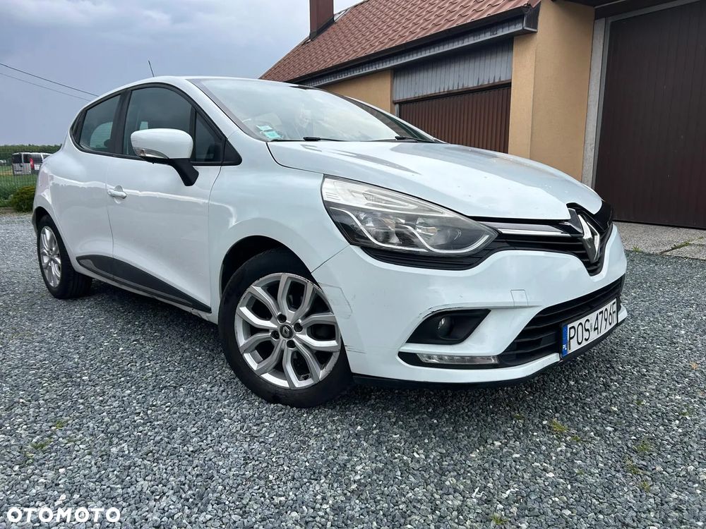 Renault Clio - 6