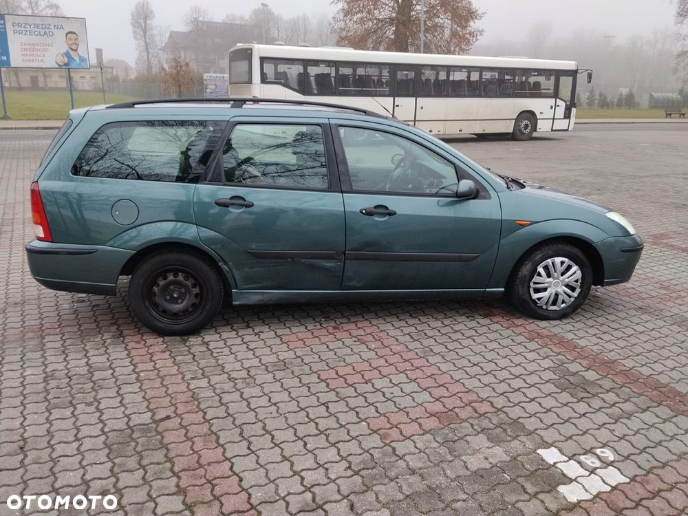 Ford Focus 1.6 Comfort - 5