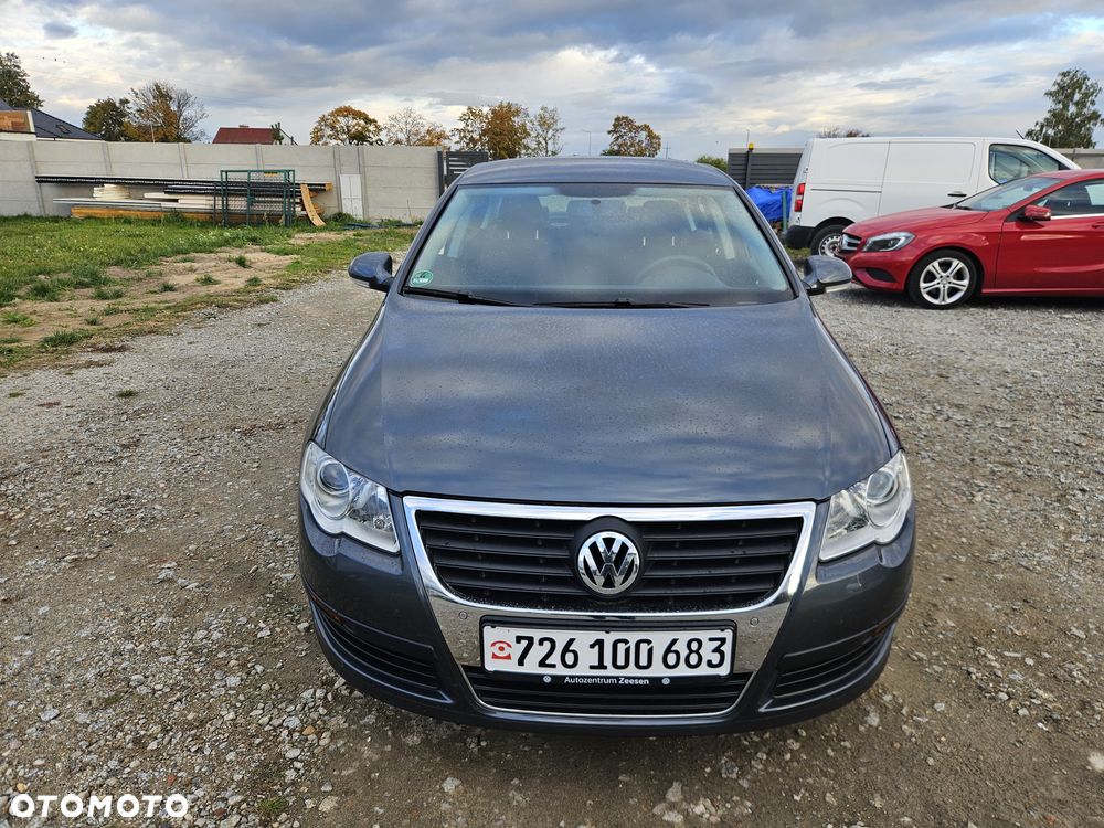 Volkswagen Passat 2009 photo 3