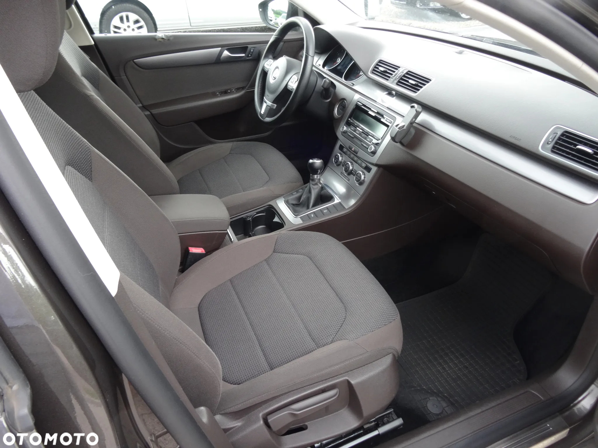 Volkswagen Passat 1.4 TSI (BlueMotion Technology) Comfortline - 13