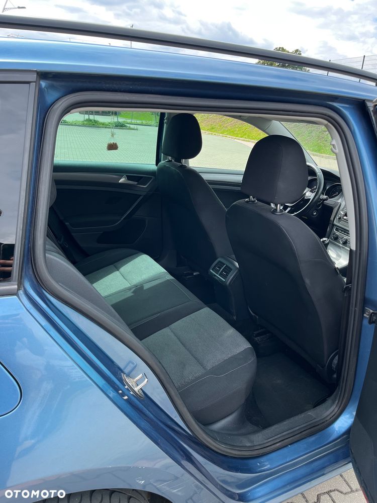 Volkswagen Golf 1.6 TDI BlueMotion Technology Comfortline - 8