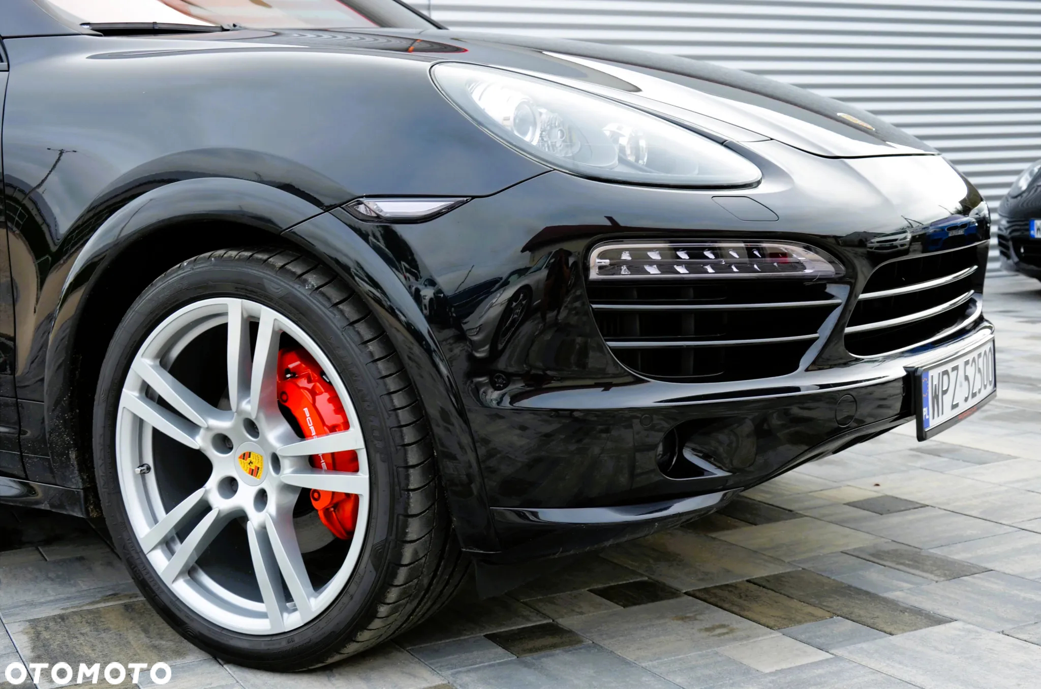 Porsche Cayenne Diesel Platinum Edition - 6