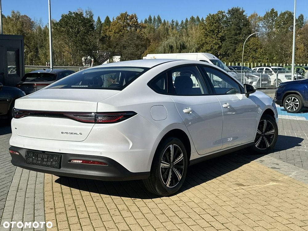 BYD Seal 5 - 5