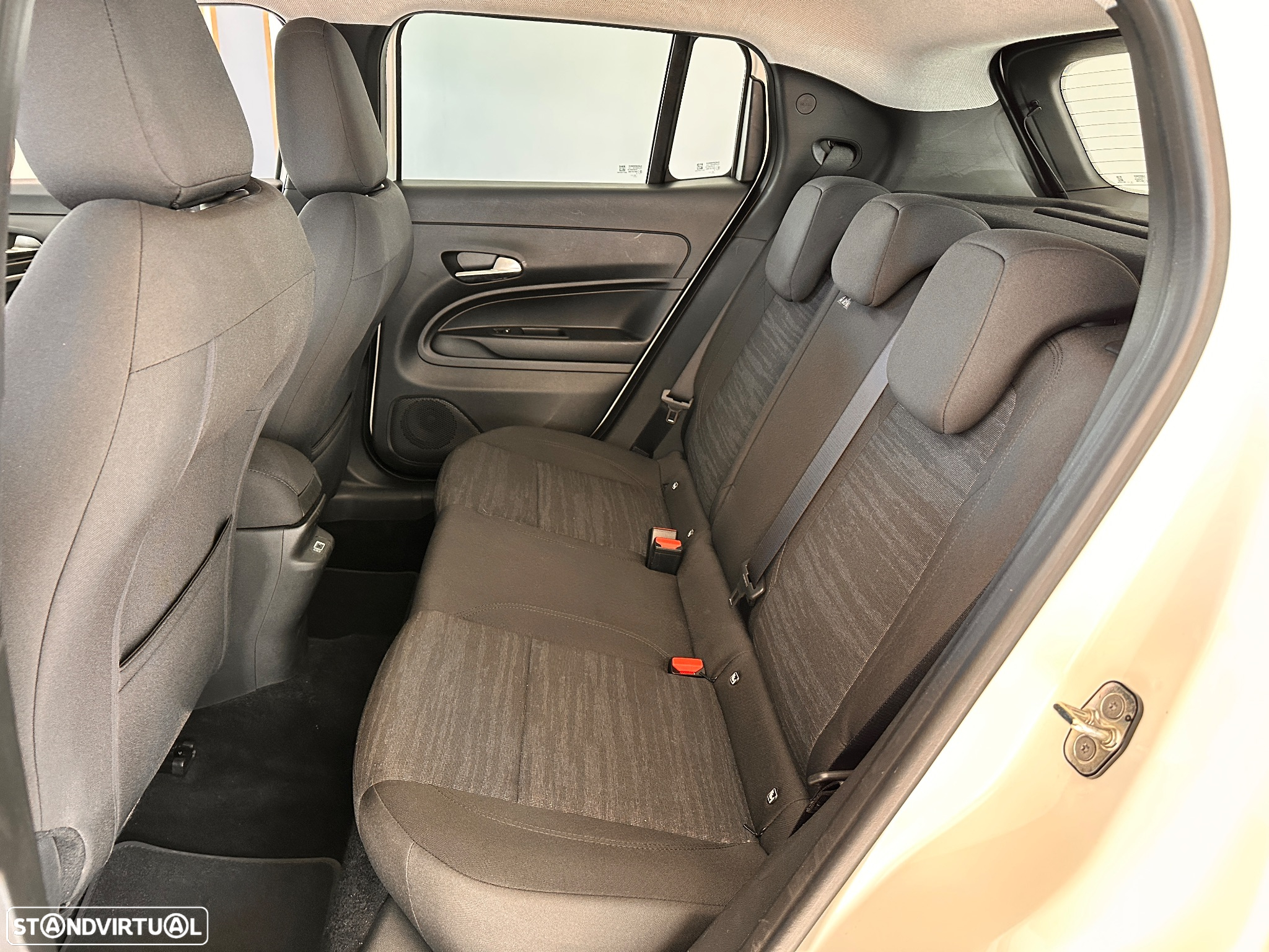 Jeep Avenger 54 kWh Longitude - 7